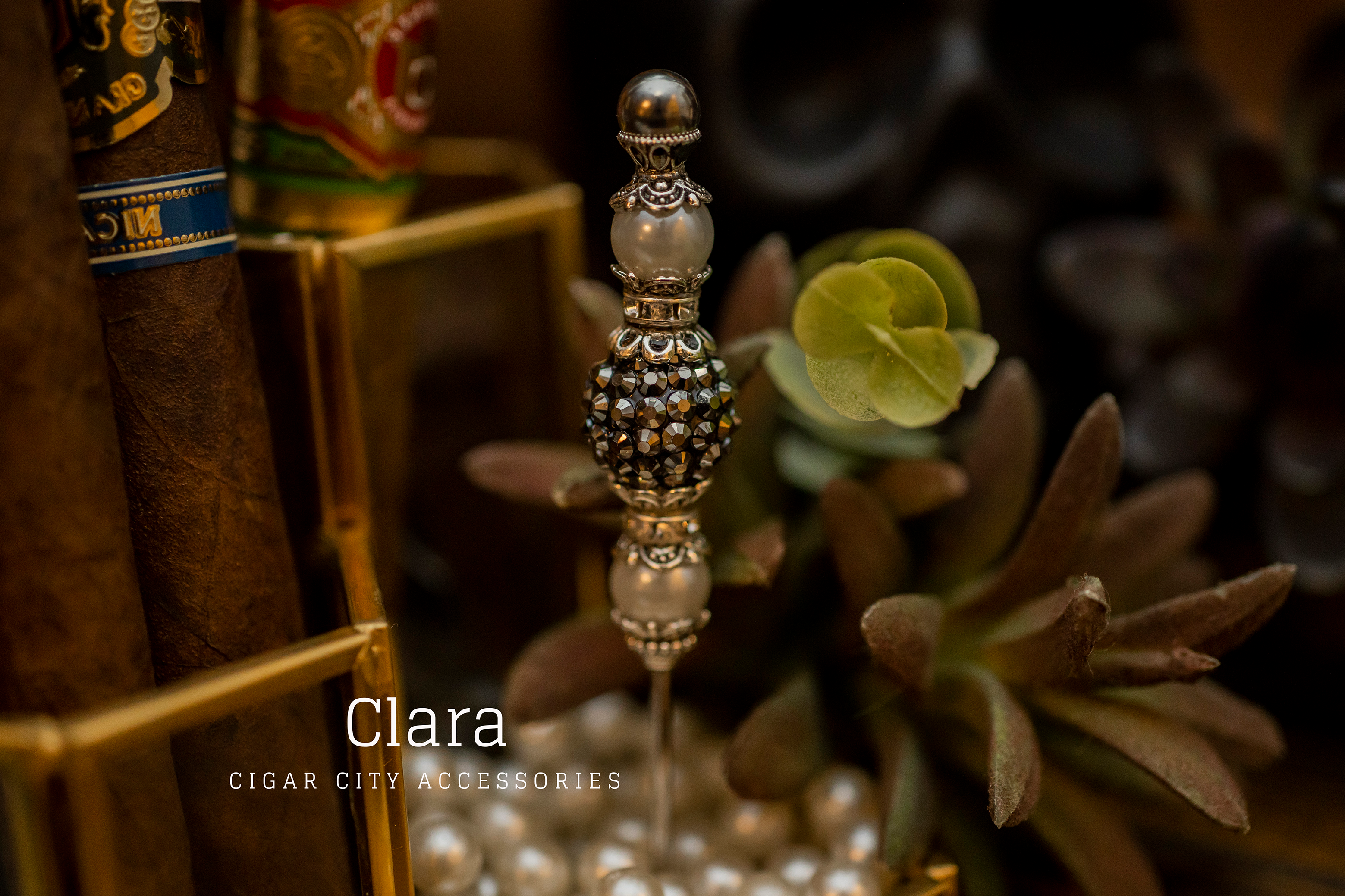 Clara Cigar Pick